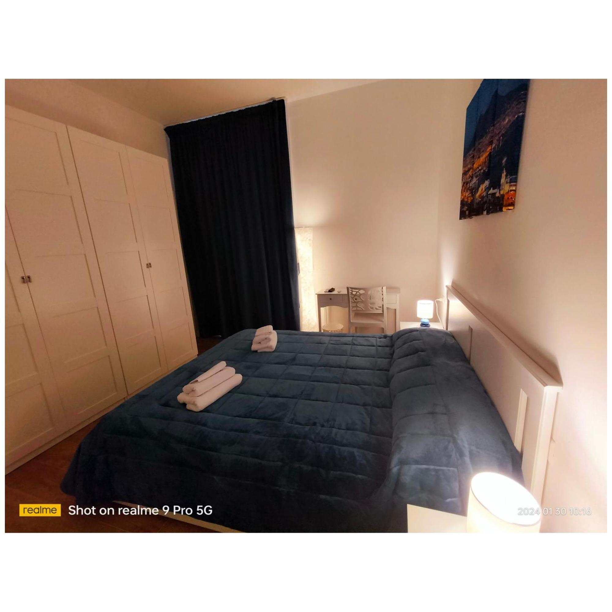 Le Follie Parthenopee Bed and Breakfast Neapel Exteriör bild